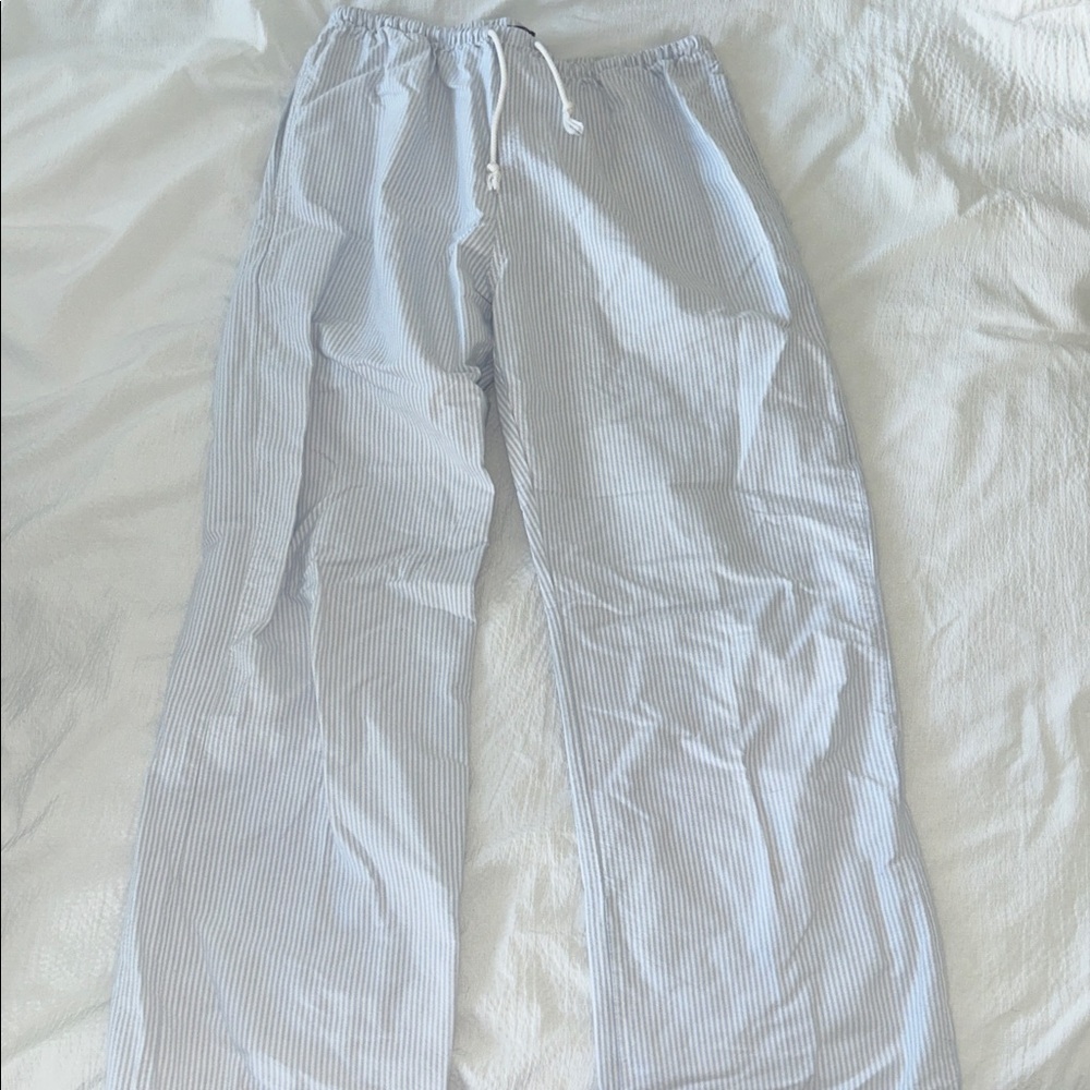 Brandy Melville Pants - Picture 3 of 4